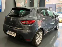Usado Renault Clio IV LIMITED 90 CV (66 kW) 2018 Gris / plata Berlina