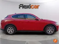 Usado Alfa Romeo Stelvio Sprint 190 CV (139 kW) 2020 Rojo SUV