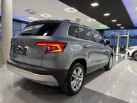 Usado Skoda Karoq Ambition 150 CV (110 kW) 2021 Gris / plata SUV