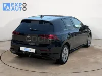 Usado VW Golf VII Advance 150 CV (110 kW) 2020 Negro Berlina