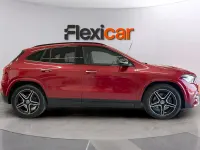 Usado Mercedes GLA200 163 CV (119 kW) 2023 Granate SUV