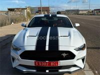 Usado Ford Mustang Fastback 291 CV (214 kW) 2019 Blanco Coupe