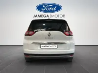 Używany Renault Grand Scénic IV Zen 140 KM (102 kW) 2021 Biały Minivan