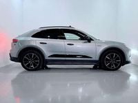 Usado Porsche Macan Turbo 469 kW (639 CV) 2024 Gris SUV