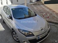 Usado Renault Mégane Dynamique 110 CV (80 kW) 2011 Gris / plata Berlina