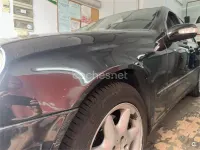 Usado Mercedes C240 Elegance 170 CV (125 kW) 2001 Negro Berlina