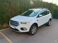 Usado Ford Kuga Trend 150 CV (110 kW) 2016 Blanco SUV