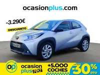 Begagnad Toyota Aygo X Play 72 HK (52 kW) 2024 Grå SUV