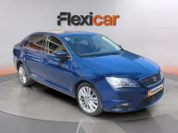Usado Seat Toledo Style 110 CV (80 kW) 2017 Azul Utilitario