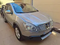Usado Nissan Qashqai Tekna 150 CV (110 kW) 2009 Gris / plata SUV