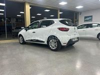 Usado Renault Clio V Business 72 CV (52 kW) 2020 Blanco Berlina