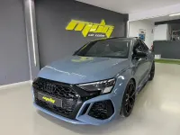 Usado Audi RS3 Premium 400 CV (294 kW) 2021 Gris / plata Berlina