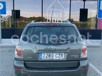 Usado Toyota Corolla Verso Luna 116 CV (85 kW) 2004 Gris / plata Monovolumen