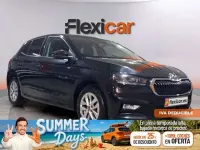 Usado Skoda Fabia Selection 95 CV (69 kW) 2025 Negro Utilitario