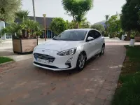 Usado Ford Focus Trend 120 CV (88 kW) 2020 Blanco Berlina