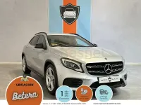 Usado Mercedes GLA180 122 CV (89 kW) 2019 Gris / plata SUV
