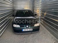 Usado Seat Cordoba Stella 75 CV (55 kW) 2000 Verde Berlina