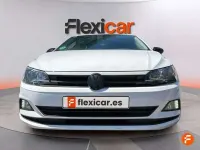 Usado VW Polo Advance 75 CV (55 kW) 2018 Blanco Utilitario