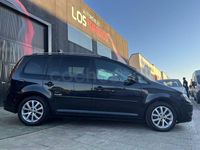 Usado VW Touran Advance 105 CV (77 kW) 2010 Negro Monovolumen