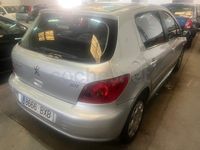 Usado Peugeot 307 110 CV (80 kW) 2002 Gris / plata Berlina