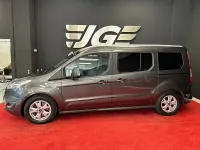 Usado Ford Tourneo Connect Titanium 120 CV (88 kW) 2016 Gris / plata Monovolumen