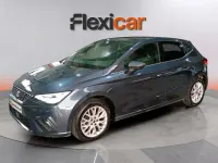 Usado Seat Ibiza XCELLENCE 116 CV (85 kW) 2025 Gris Utilitario