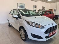 Usado Ford Fiesta Titanium 82 CV (60 kW) 2015 Blanco Berlina