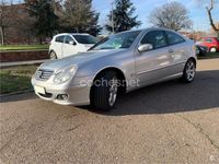 Usado Mercedes C220 Sport Edition 150 CV (110 kW) 2005 Gris / plata Berlina