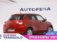 Usado Suzuki Swift GLX 90 CV (66 kW) 2018 Granate Utilitario