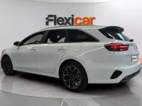 Usado Kia Ceed 101 CV (74 kW) 2025 Blanco Utilitario