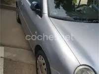 Usado VW Polo Trendline 75 CV (55 kW) 2002 Gris / plata Berlina