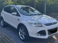 Usado Ford Kuga Titanium 140 CV (102 kW) 2014 Blanco SUV