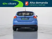 Usado Ford Focus Trend+ 125 CV (91 kW) 2016 Azul Berlina