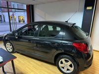 usado Peugeot 207 1.4 VTi 16v Confort