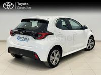 Usado Toyota Yaris Hybrid Active 116 CV (85 kW) 2025 Blanco Berlina