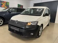 Usado VW Caddy 122 CV (89 kW) 2021 Blanco Monovolumen