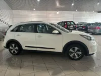 Usado Kia Niro 141 CV (103 kW) 2018 Blanco SUV