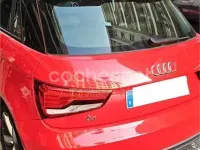 Usado Audi A1 Sportback 90 CV (66 kW) 2018 Rojo Utilitario