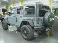 Usado Jeep Wrangler Unlimited Rubicon 200 CV (147 kW) 2013 Gris / plata SUV