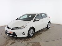 Usado Toyota Auris Active 132 CV (97 kW) 2015 Blanco Berlina