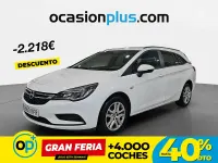 Usado Opel Astra Selective 110 CV (80 kW) 2017 Blanco Familiar