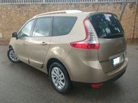 Usado Renault Grand Scénic IV Bose Edition 130 CV (95 kW) 2016 Beige Monovolumen
