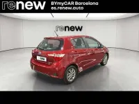 Usado Toyota Yaris Hybrid Advance 101 CV (74 kW) 2017 Burdeos Berlina