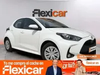 Usado Toyota Yaris Active 69 CV (50 kW) 2023 Blanco Utilitario