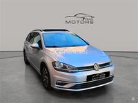 Usado VW Golf VII Advance 115 CV (84 kW) 2018 Gris / plata Familiar