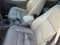 Usado Volvo V40 109 CV (80 kW) 2003 Gris / plata Familiar