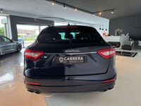 Usado Maserati Levante 430 CV (316 kW) 2017 Azul SUV