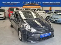 Usado Kia Rio 84 CV (61 kW) 2016 Negro Utilitario