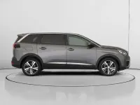 Usado Peugeot 5008 Allure 130 CV (95 kW) 2019 Gris SUV