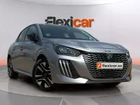 Usado Peugeot 208 Allure 101 CV (74 kW) 2025 Blanco Utilitario